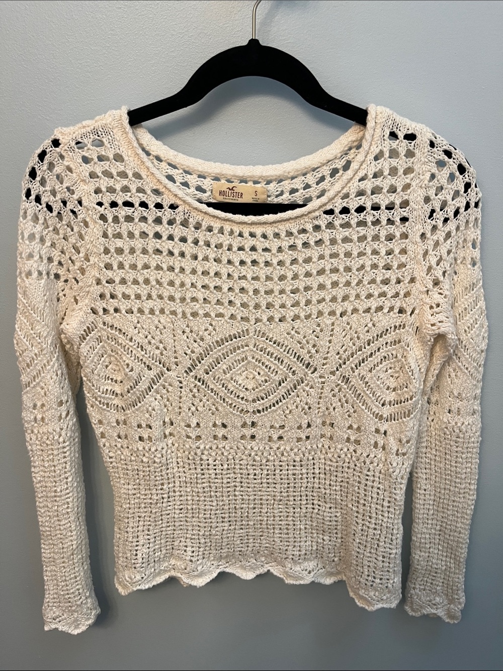 Hollister Cream Open-Knit Crochet Scoop Neck Cover Up